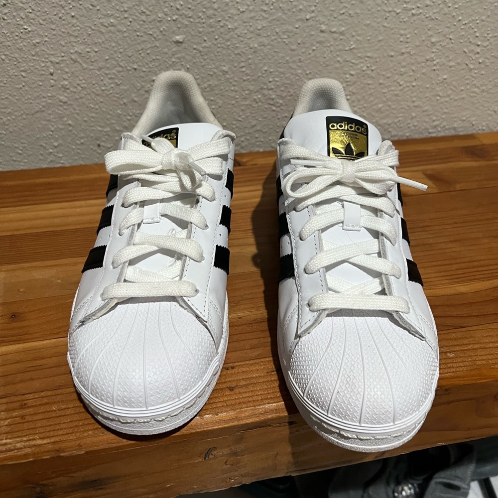 Adidas white/black